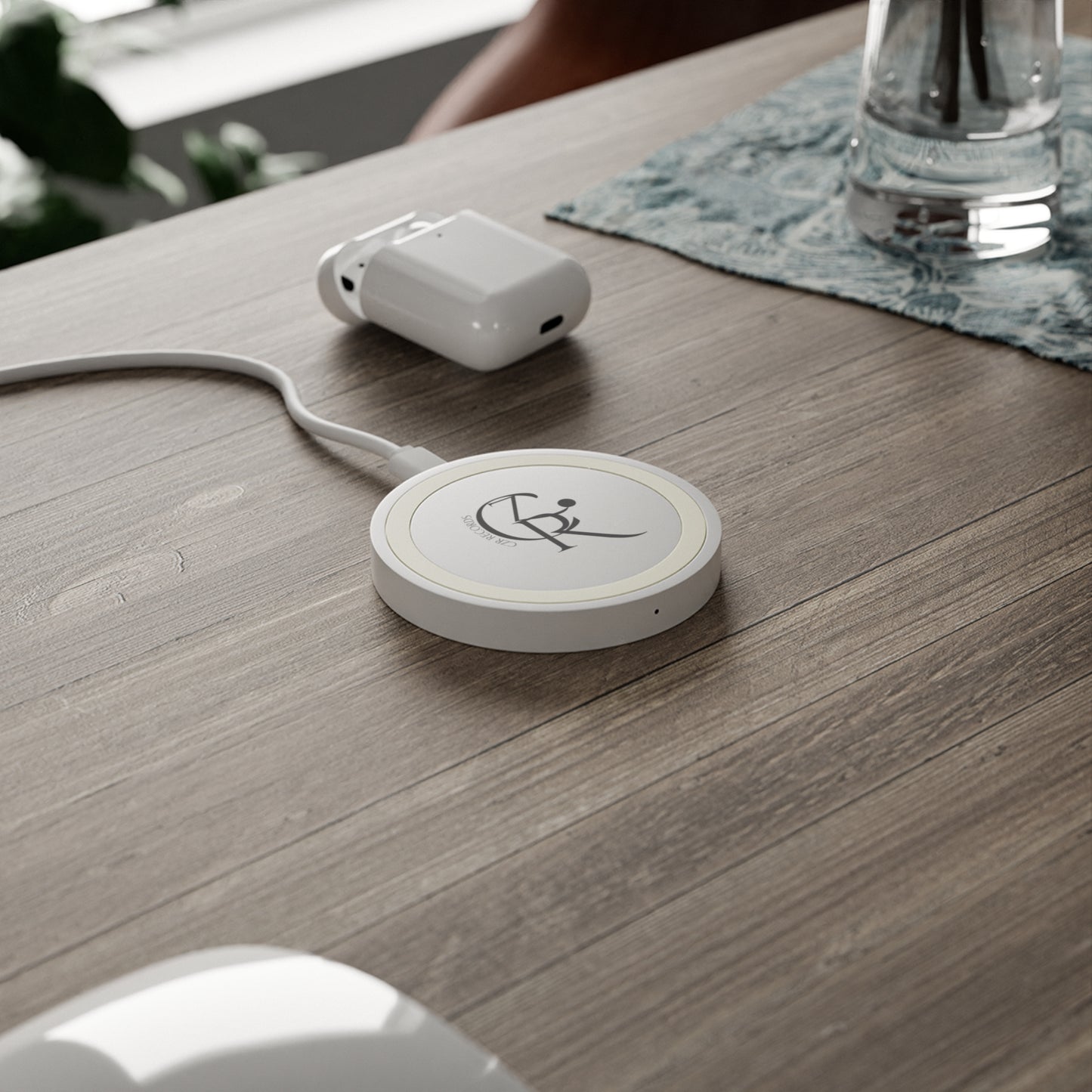 CZR RECORDS Quake Wireless Charging Pad
